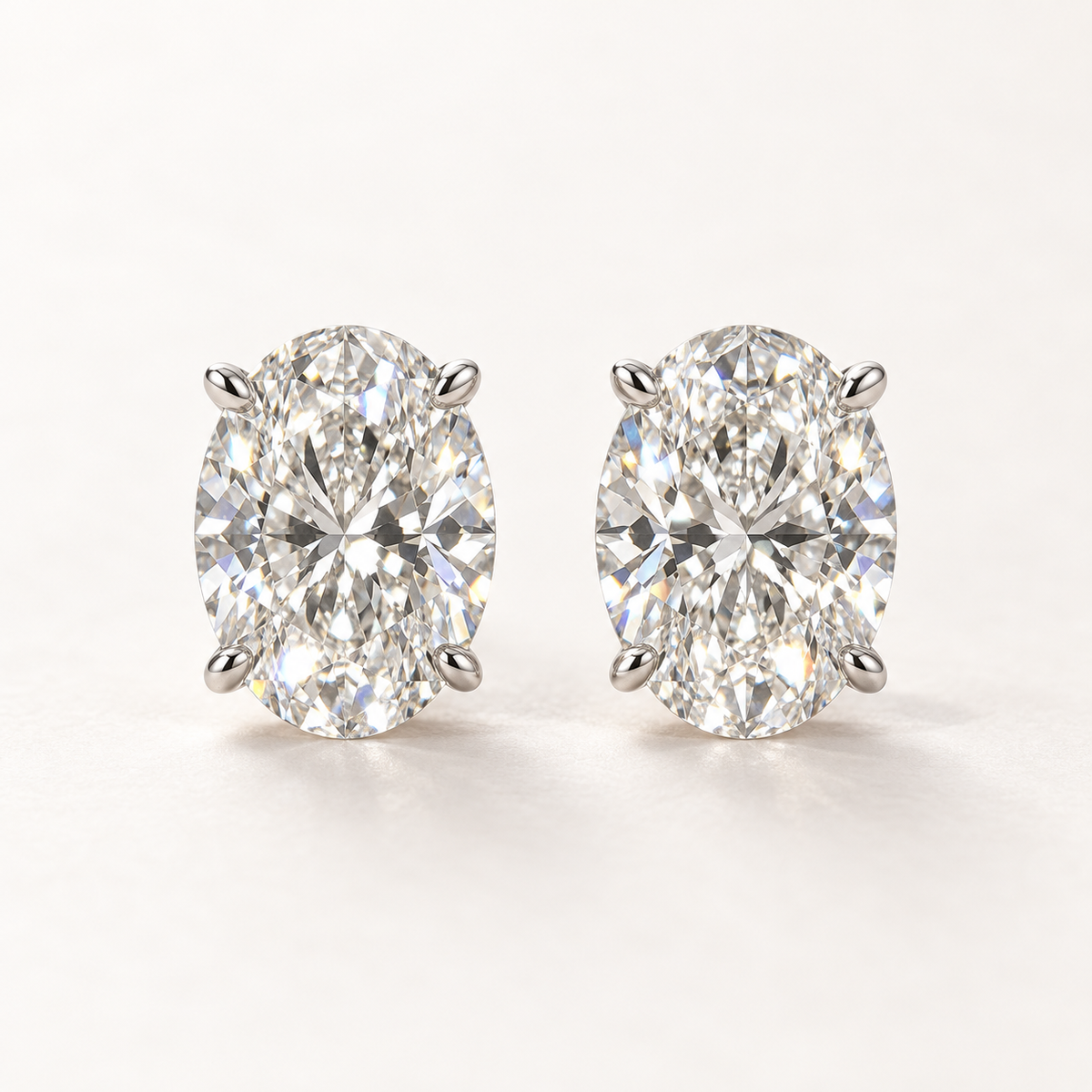 Élite Oval Diamond Solitaire Suite
